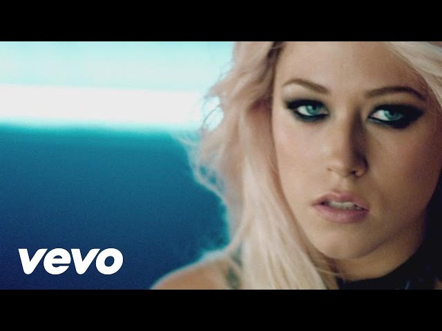 Постер Amelia Lily - Shut up